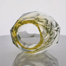 Load and play video in Gallery viewer, Faceted Ring Objet
