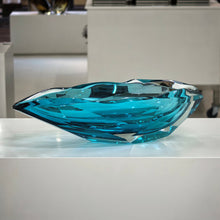 Load image into Gallery viewer, Carved Cut &amp; Polished Vessel

