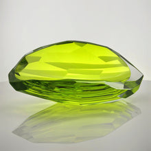 Load image into Gallery viewer, Cut &amp; Polished Vessel
