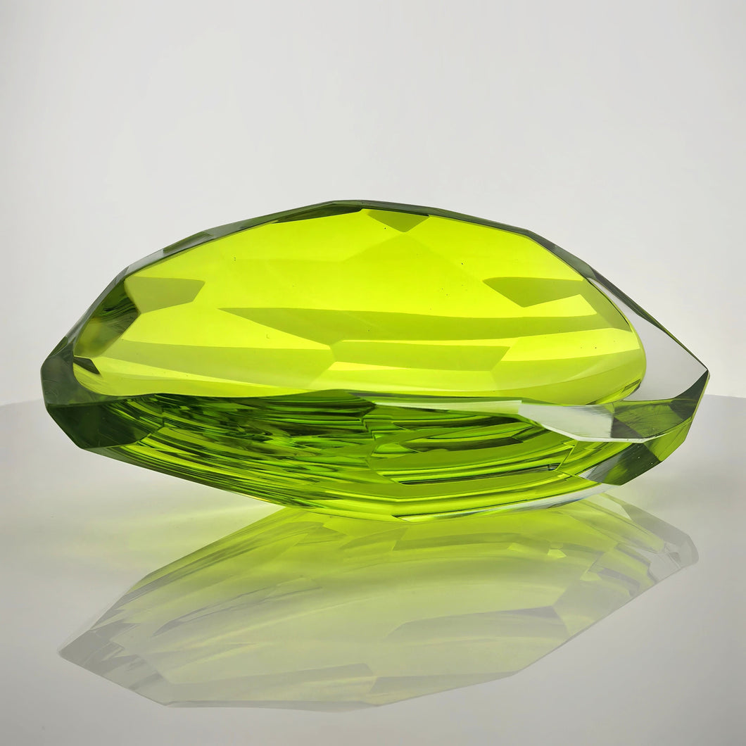 Cut & Polished Vessel