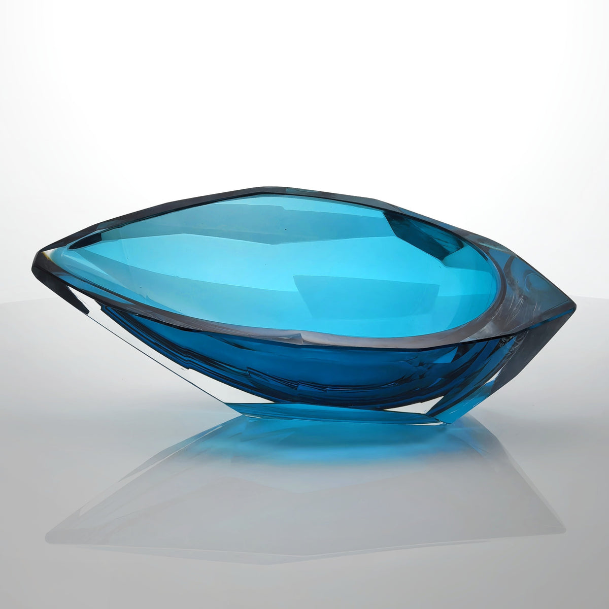 Crystal Cut Objet Vessel – David Reade Glass Art