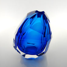 Load image into Gallery viewer, Svelte Glacier Vase
