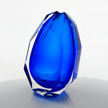 Load image into Gallery viewer, Svelte Glacier Vase
