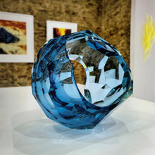 Load image into Gallery viewer, Faceted Ring Objet
