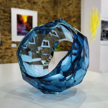 Load image into Gallery viewer, Faceted Ring Objet
