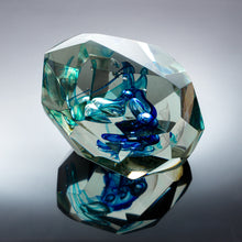 Load image into Gallery viewer, Glacier Cut Objet
