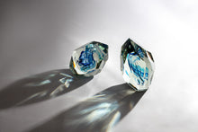Load image into Gallery viewer, Glacier Cut Objet

