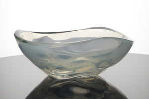 Waved Rim Sculpted Bowl
