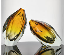 Load image into Gallery viewer, Stōr Glacier Vase (Large)
