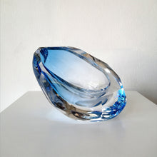 Load image into Gallery viewer, Cut &amp; Polished Objet Vessel
