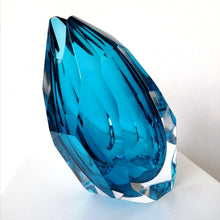 Load image into Gallery viewer, Glacier Vase
