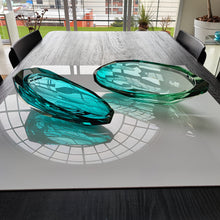 Load image into Gallery viewer, Cut &amp; Polished Vessel
