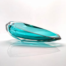 Load image into Gallery viewer, Cut &amp; Polished Vessel
